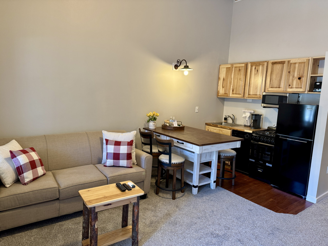 d215-loon-mtn-retreat!-studio-loft/
