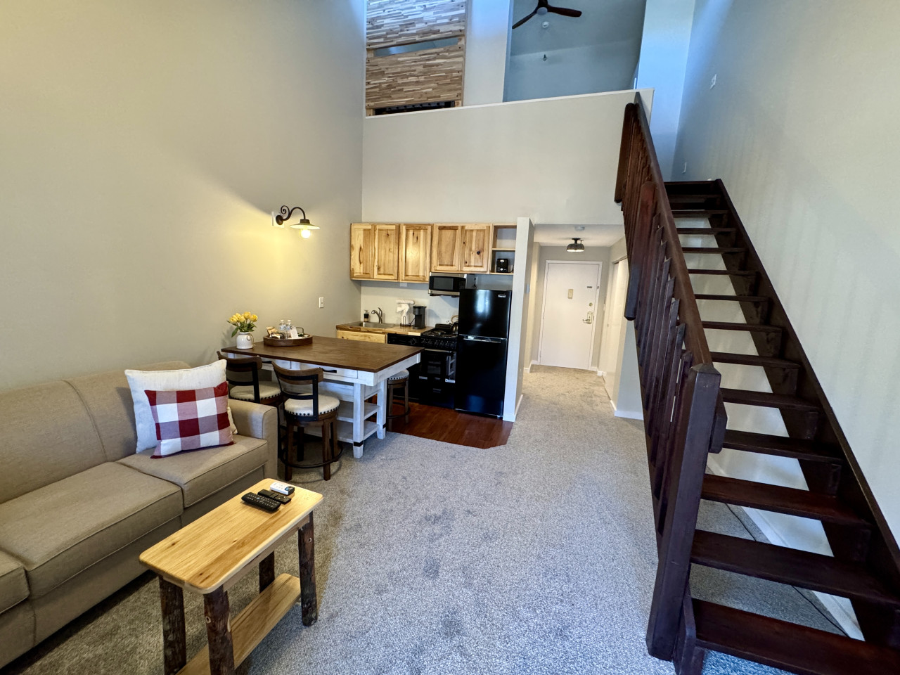 d215-loon-mtn-retreat!-studio-loft/