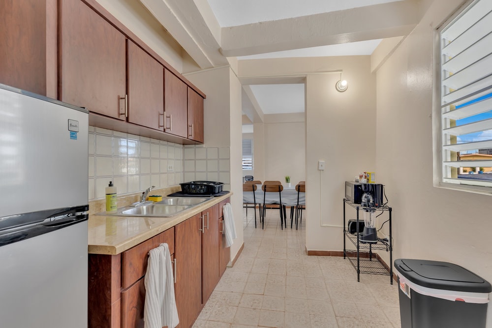 A/C, Roomy 3BR w/ Full Kitchen & Riverfront image 6