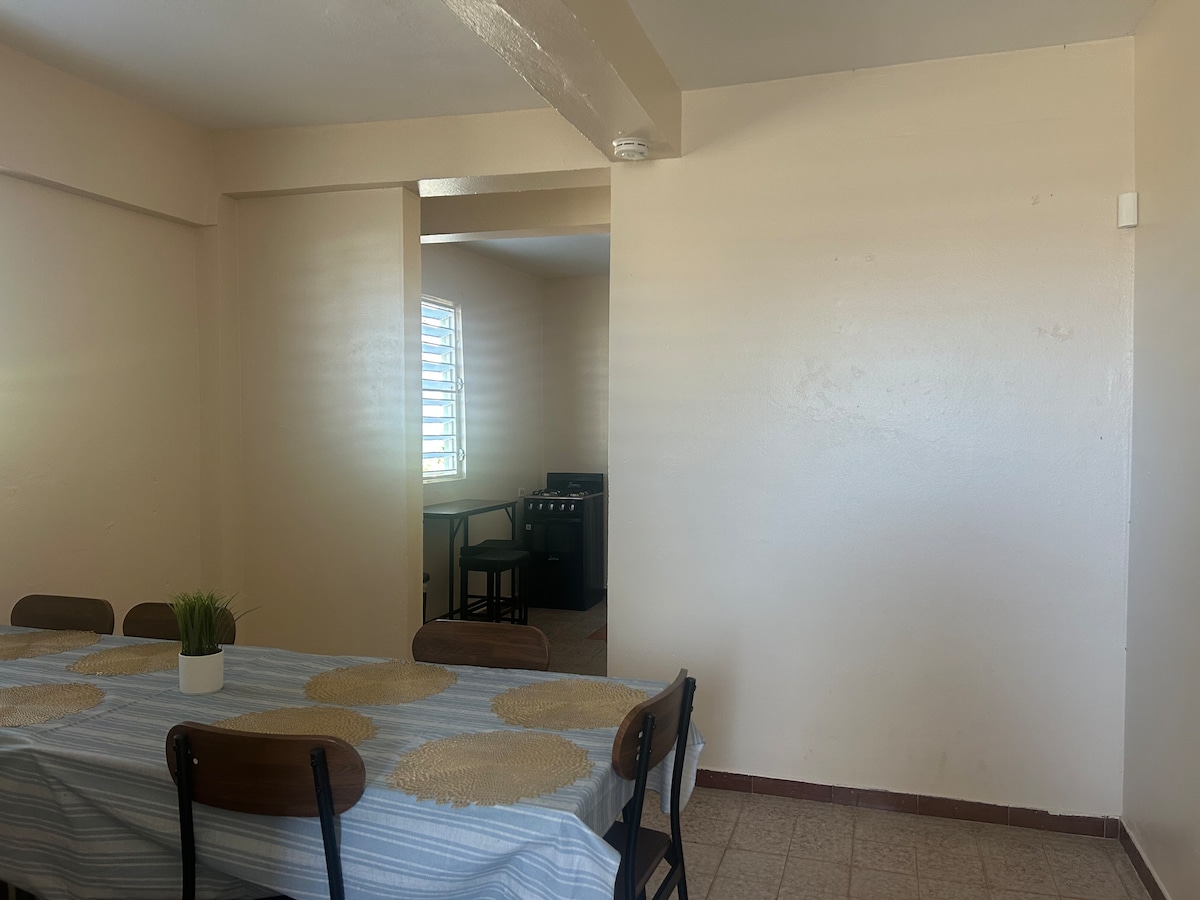 A/C, Roomy 3BR w/ Full Kitchen & Riverfront image 20