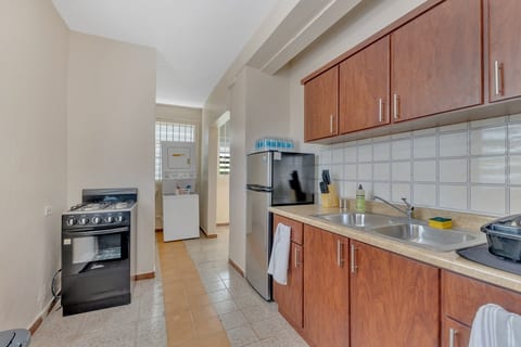 A/C, Roomy 3BR w/ Full Kitchen & Riverfront image 5