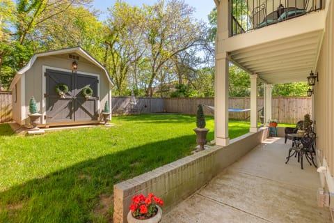You're welcome to enjoy the backyard!