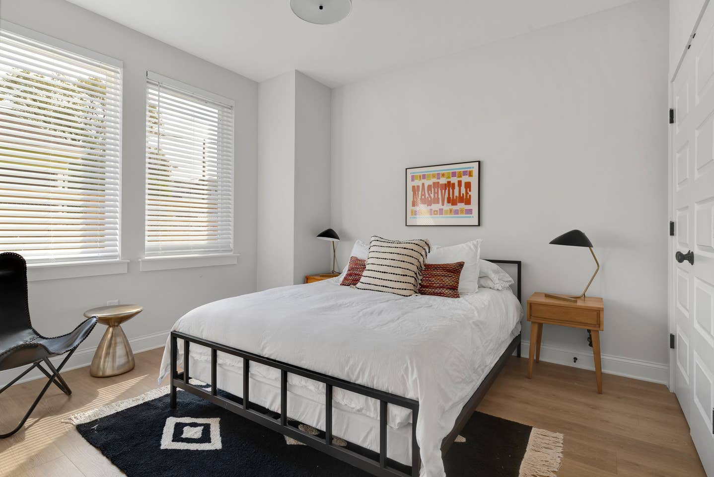 Queen-size memory foam mattress is so cozy and comfortable