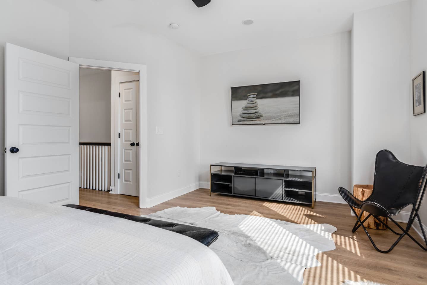 The 55-inch TV offers cable & streaming options