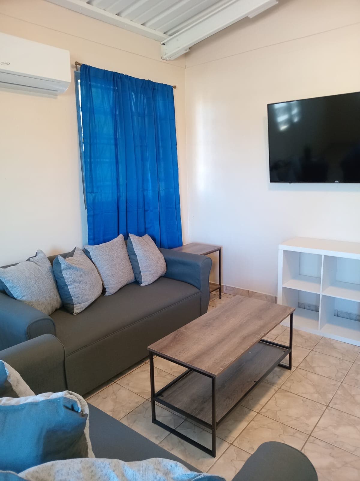 riverfront-2br-near-everything/