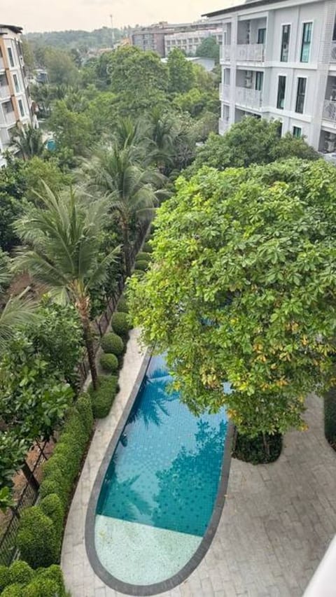 Nira Rawai | Spacious Airy Flat for Relaxed Stay RW179