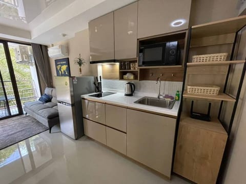 Malee Rawai | Floral Vibe | Apt near Ya Nui Beach RW183