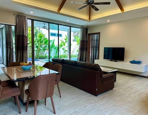 Luma Rawai | Modern Tropical Retreat | Pool Villa RW132