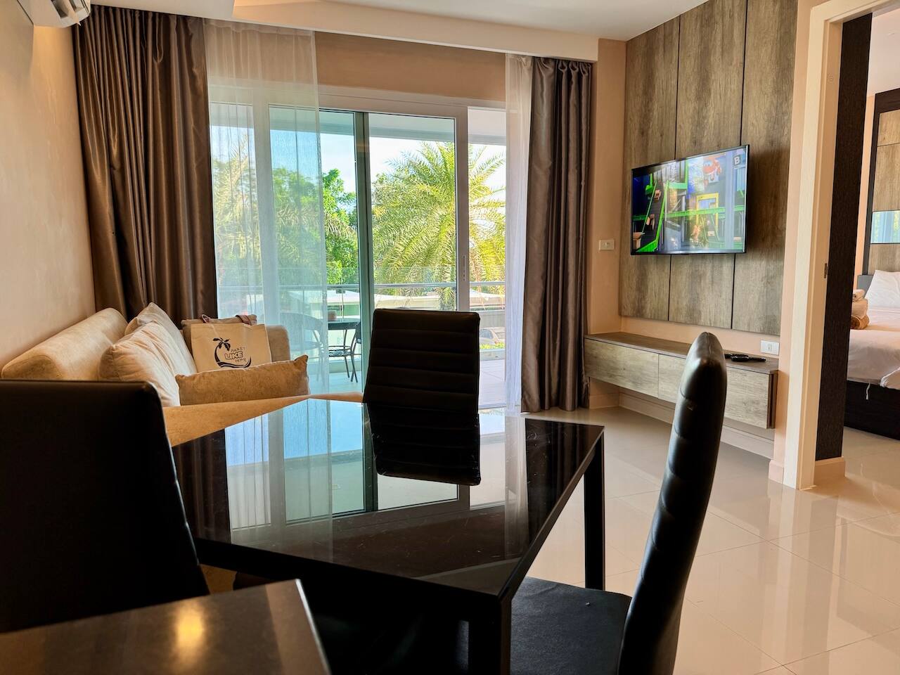 Kaya Rawai | Spacious Mindful Stay Apartment  RW306