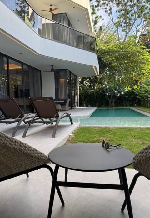 Chantra Rawai | Luxury Modern & Pool Villa - Holiday Home