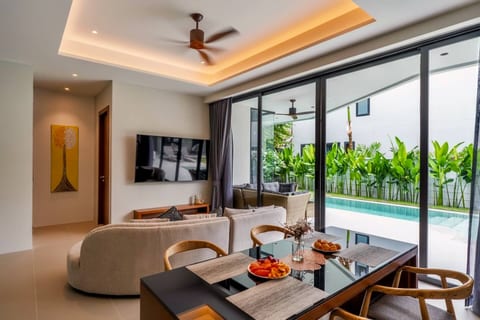 Chantra Rawai | Luxury Modern & Pool Villa - Holiday Home