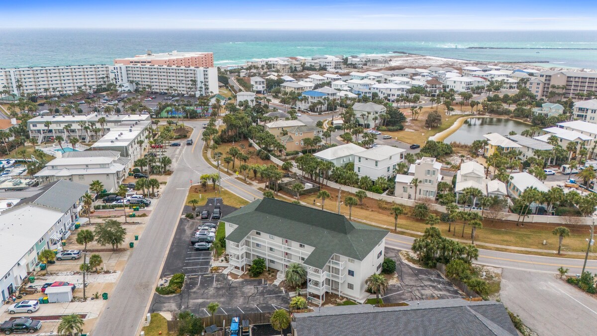 3 Beaches + 2 Free Bikes - Stay at Always Salty! image 36