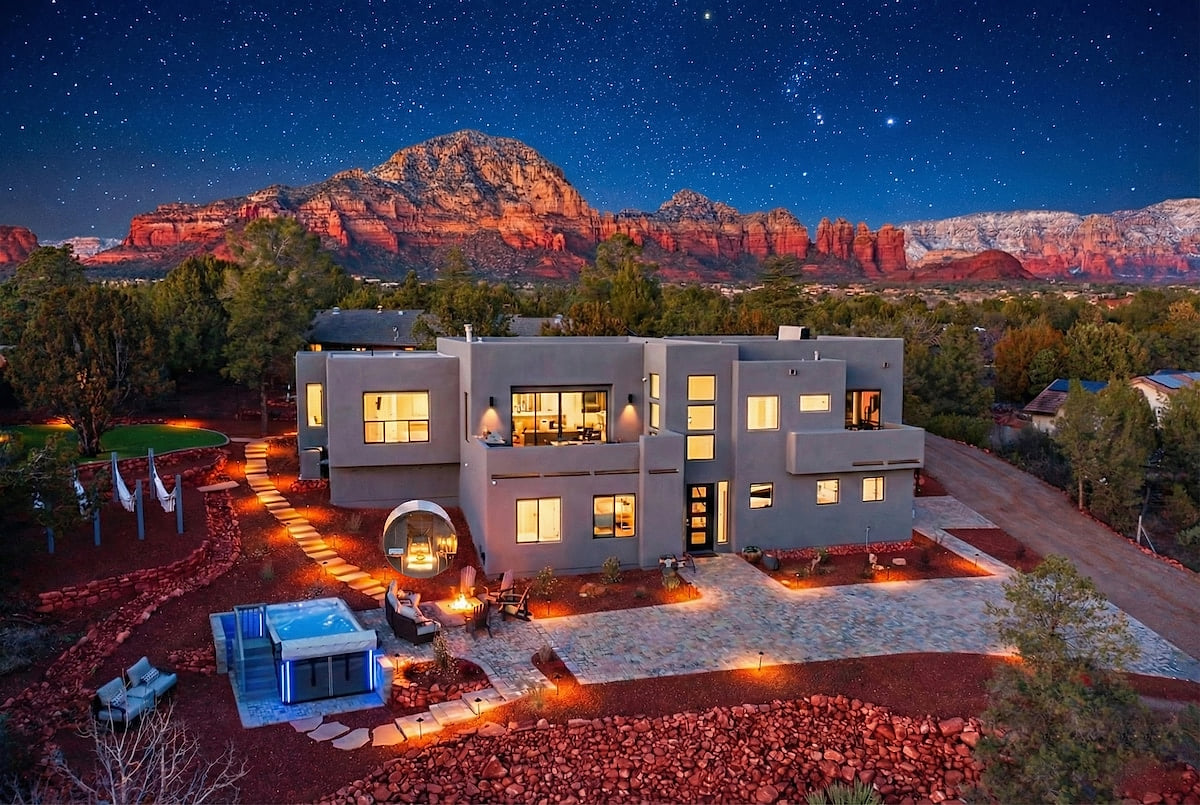 5-bedroom luxury retreat featuring Cathedral Rock views to the south and Thunder Mountain to the north. 

Airstream on property is not for guest use per city regulations