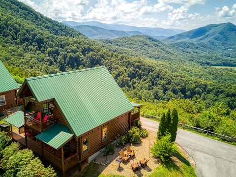 Breathless Cabin has incredible views of the Great Smoky Mountains National Park and Wears Valley below. Two enjoyable features of the cabin are that guests can enjoy the Sunrise over Cove Mt. from the back porch and the Sunset from the front porch.
