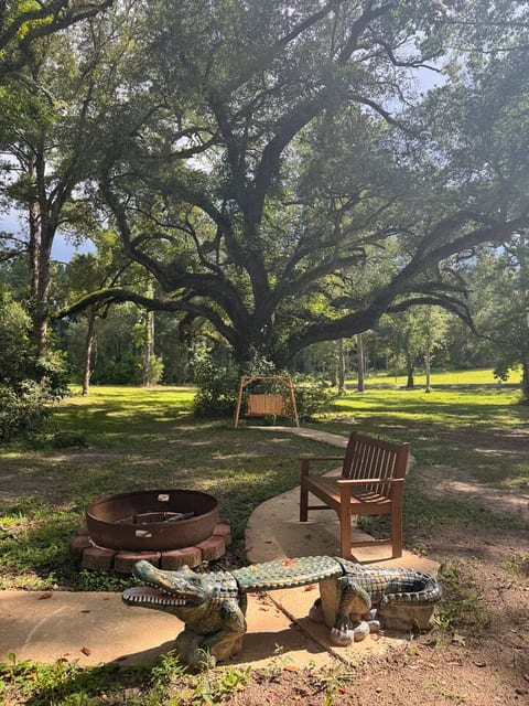 Stay Bougie GLAMping Cabin + Pool Theater Adults Only