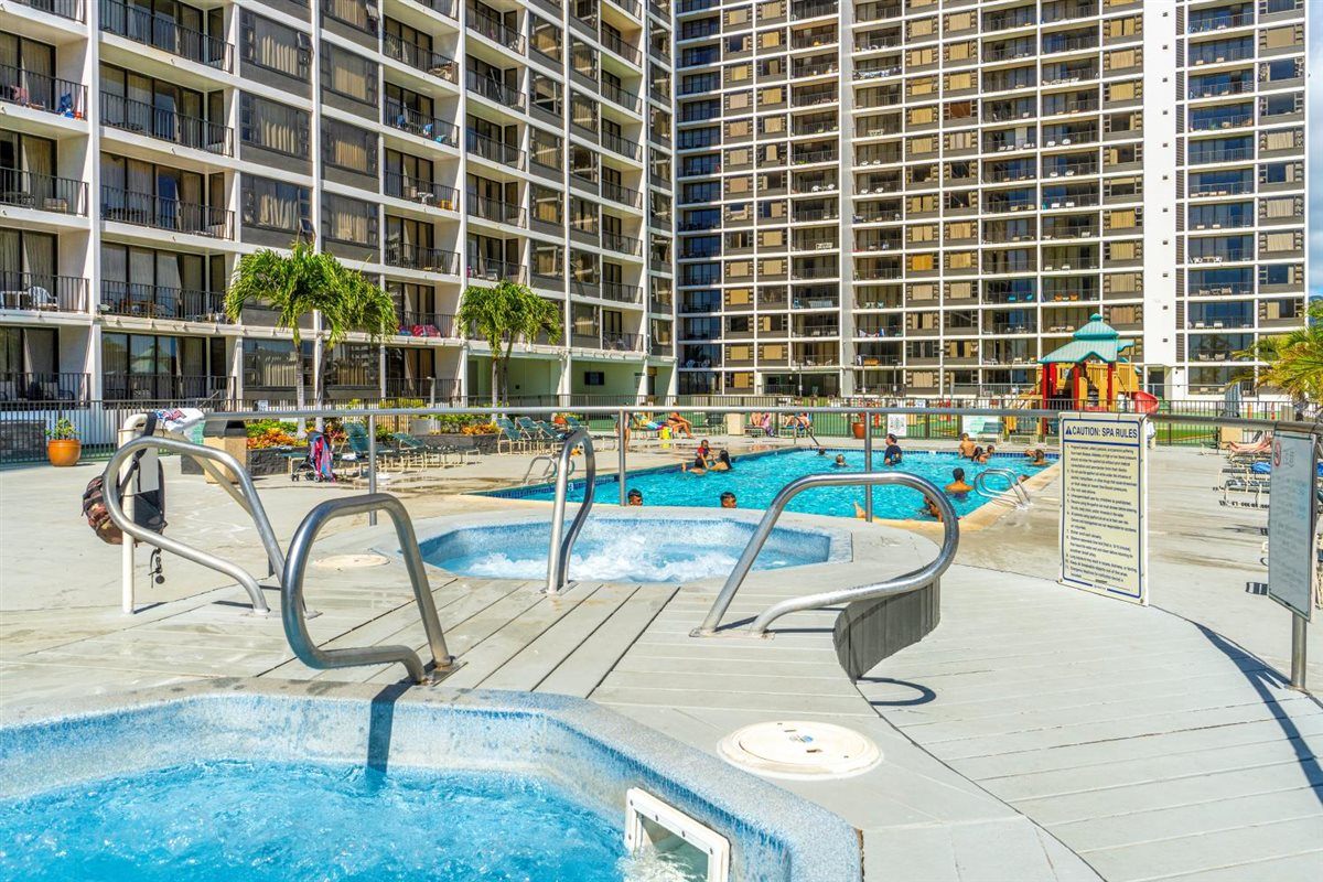 Oahu. Ocean Views. Walk to Waikiki Beach. AC. - Honolulu