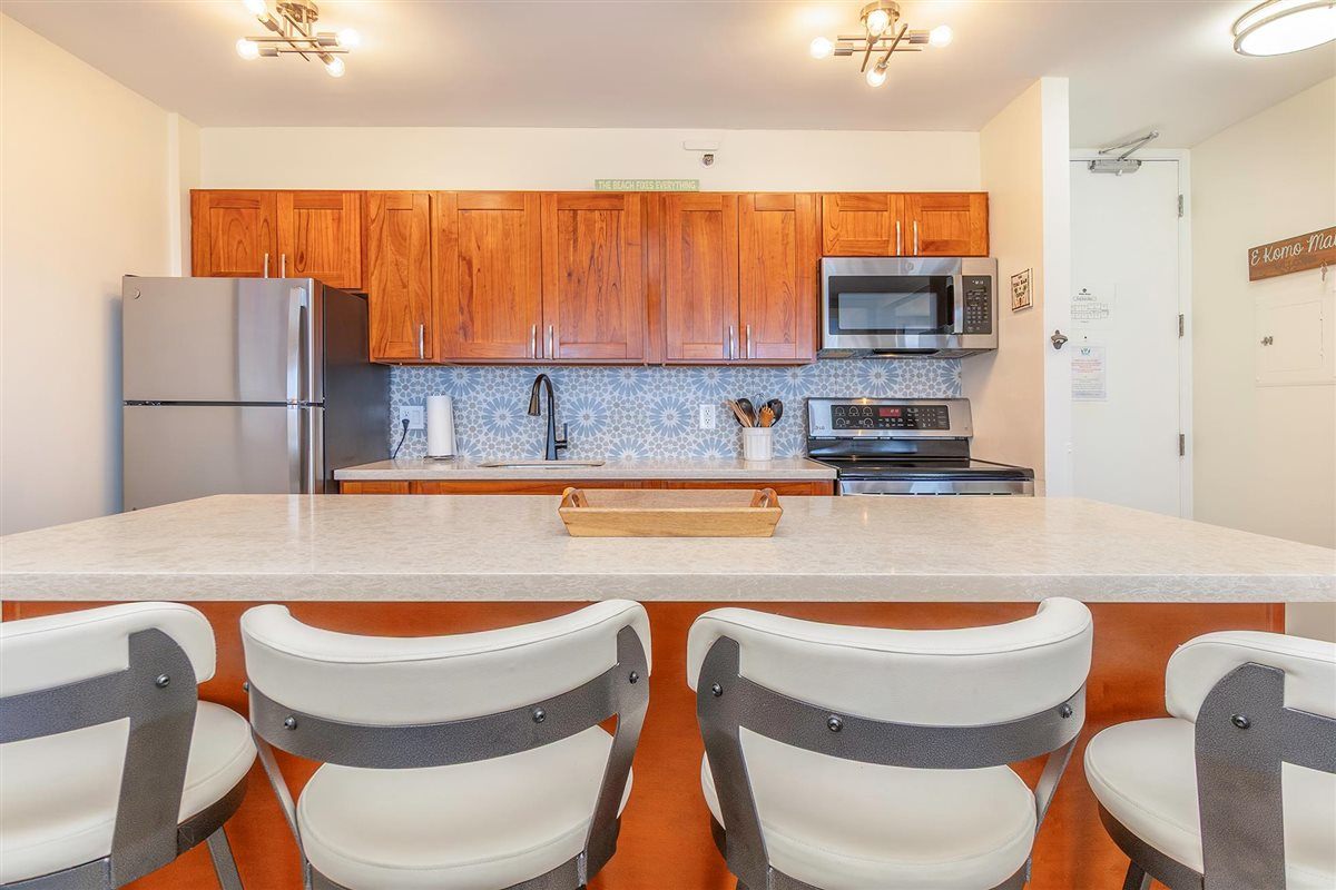 Oahu. Ocean Views. Walk to Waikiki Beach. AC. - Honolulu