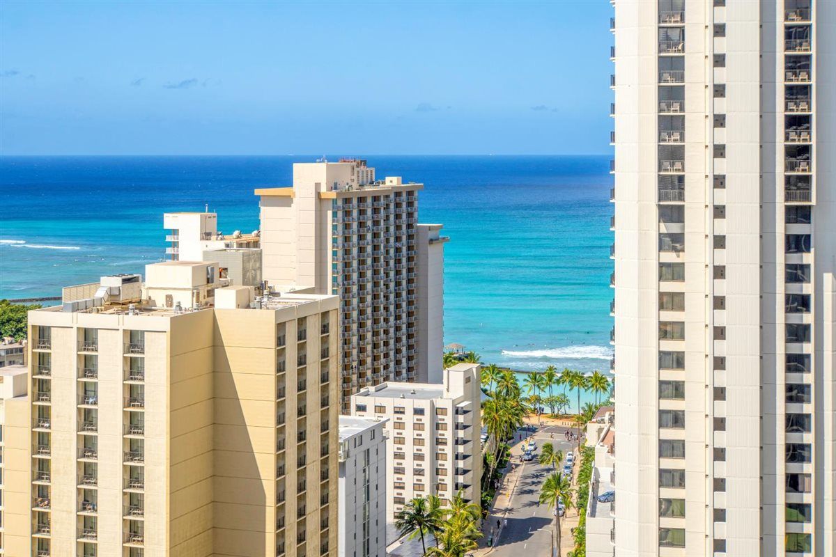 Oahu. Ocean Views. Walk to Waikiki Beach. AC. - Honolulu