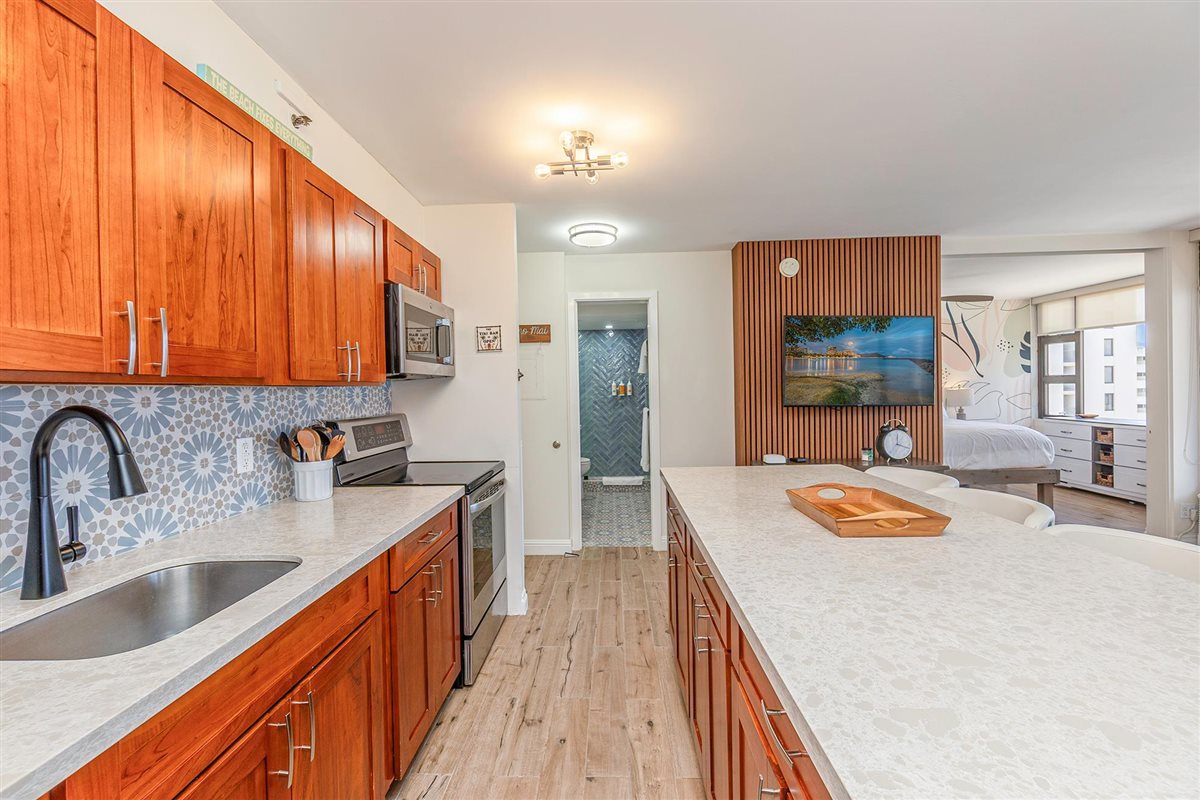 Oahu. Ocean Views. Walk to Waikiki Beach. AC. - Honolulu