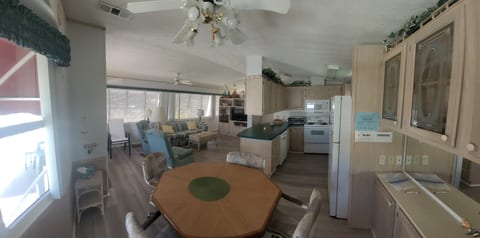 Kings Gate Mobile Home