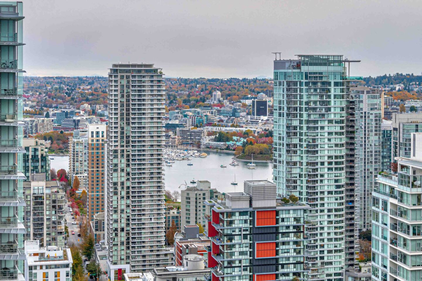 high-in-sky-amazing-views-wparkingandacandfast-wifi/