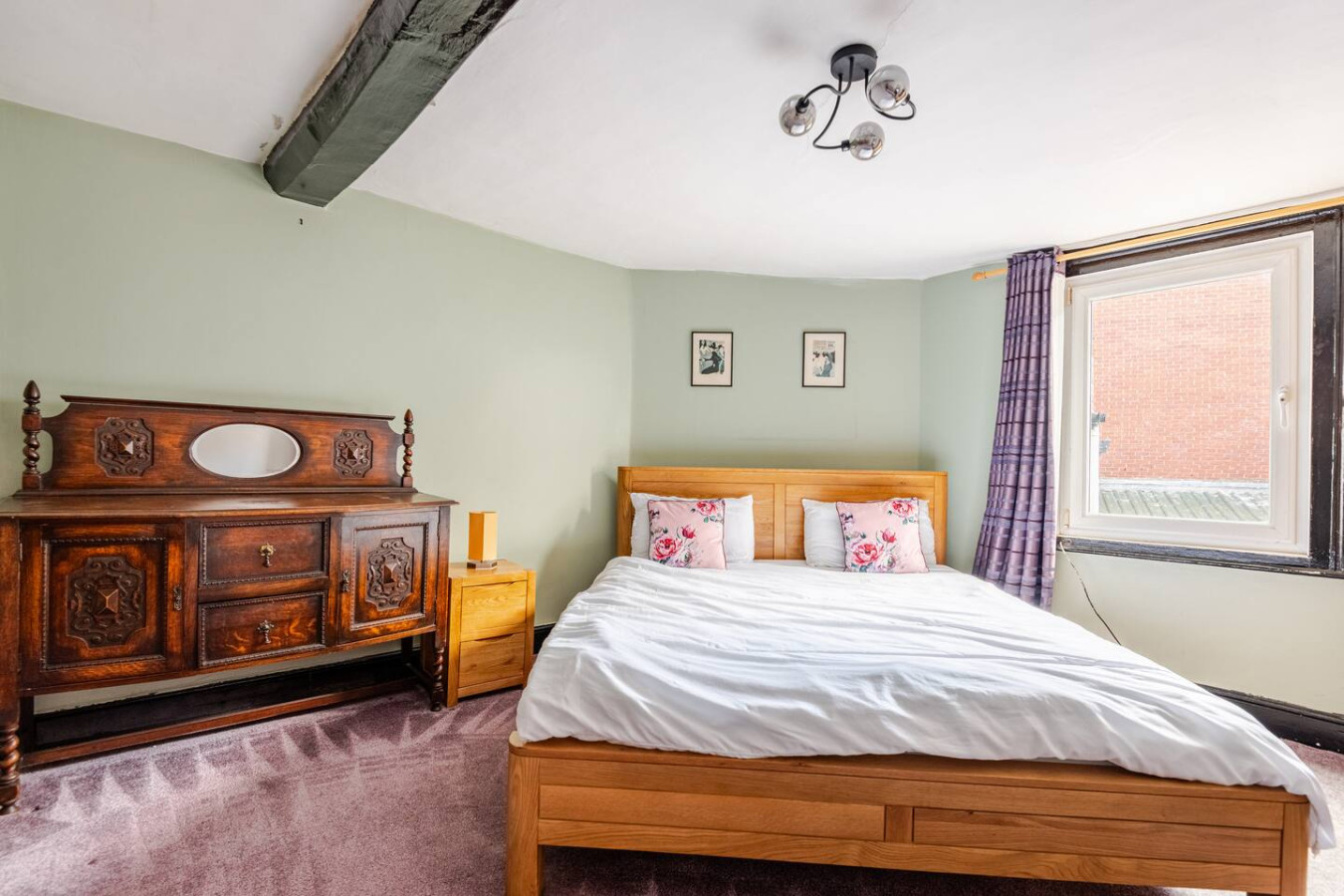 2-Bed Cottage Gloucester City - Gloucestershire