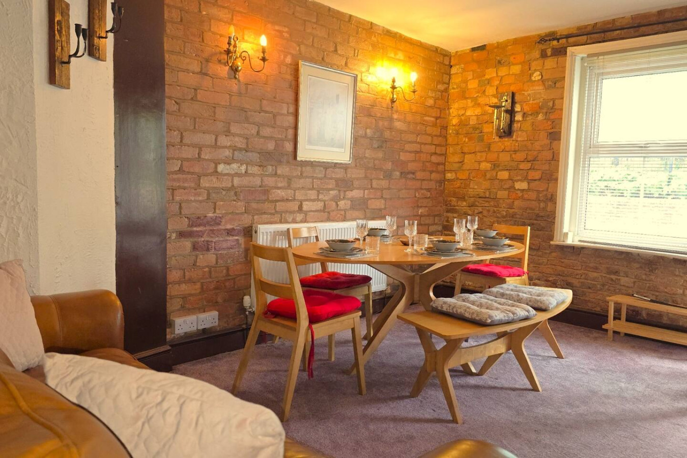 2-Bed Cottage Gloucester City - Gloucestershire