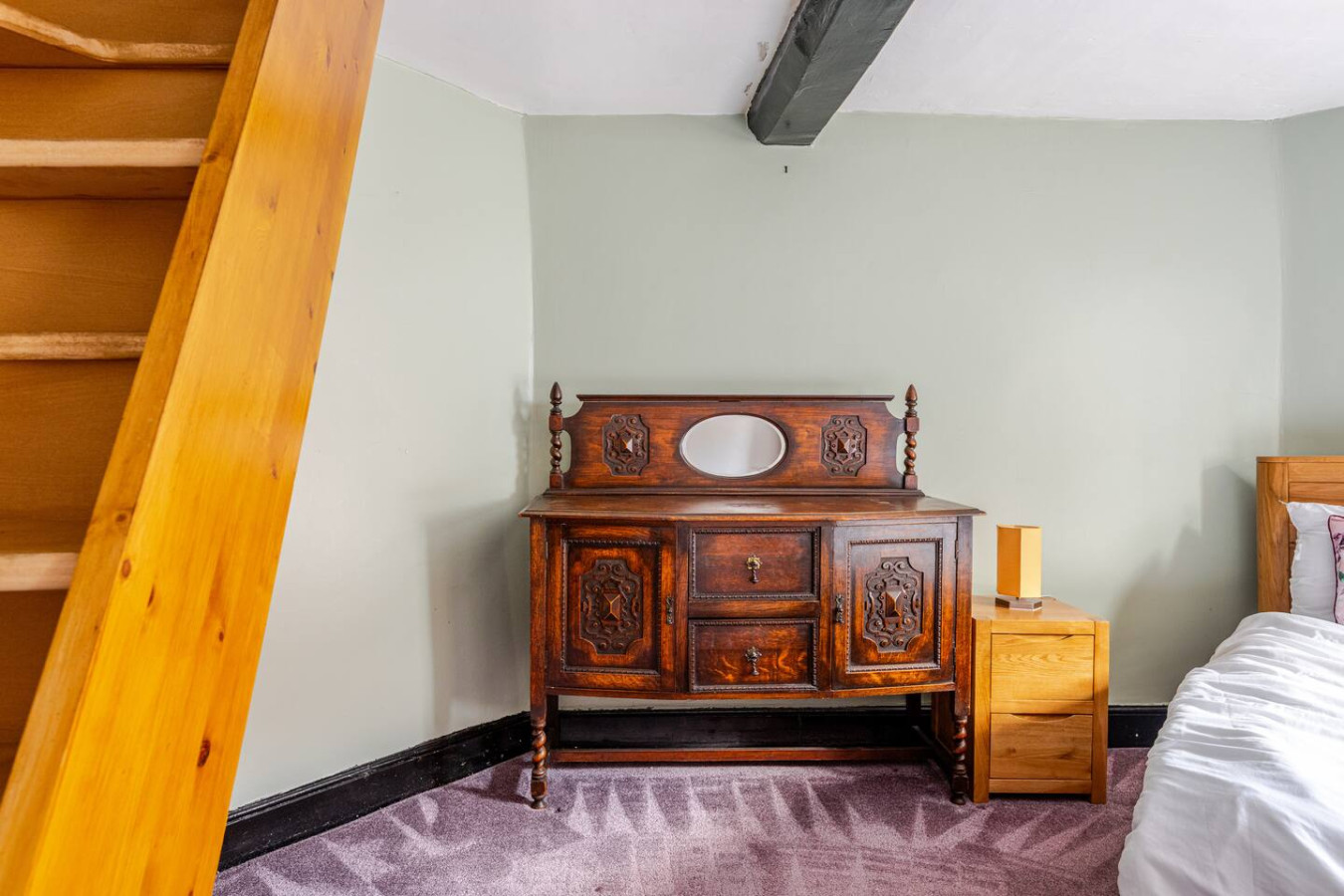 2-Bed Cottage Gloucester City - Gloucestershire