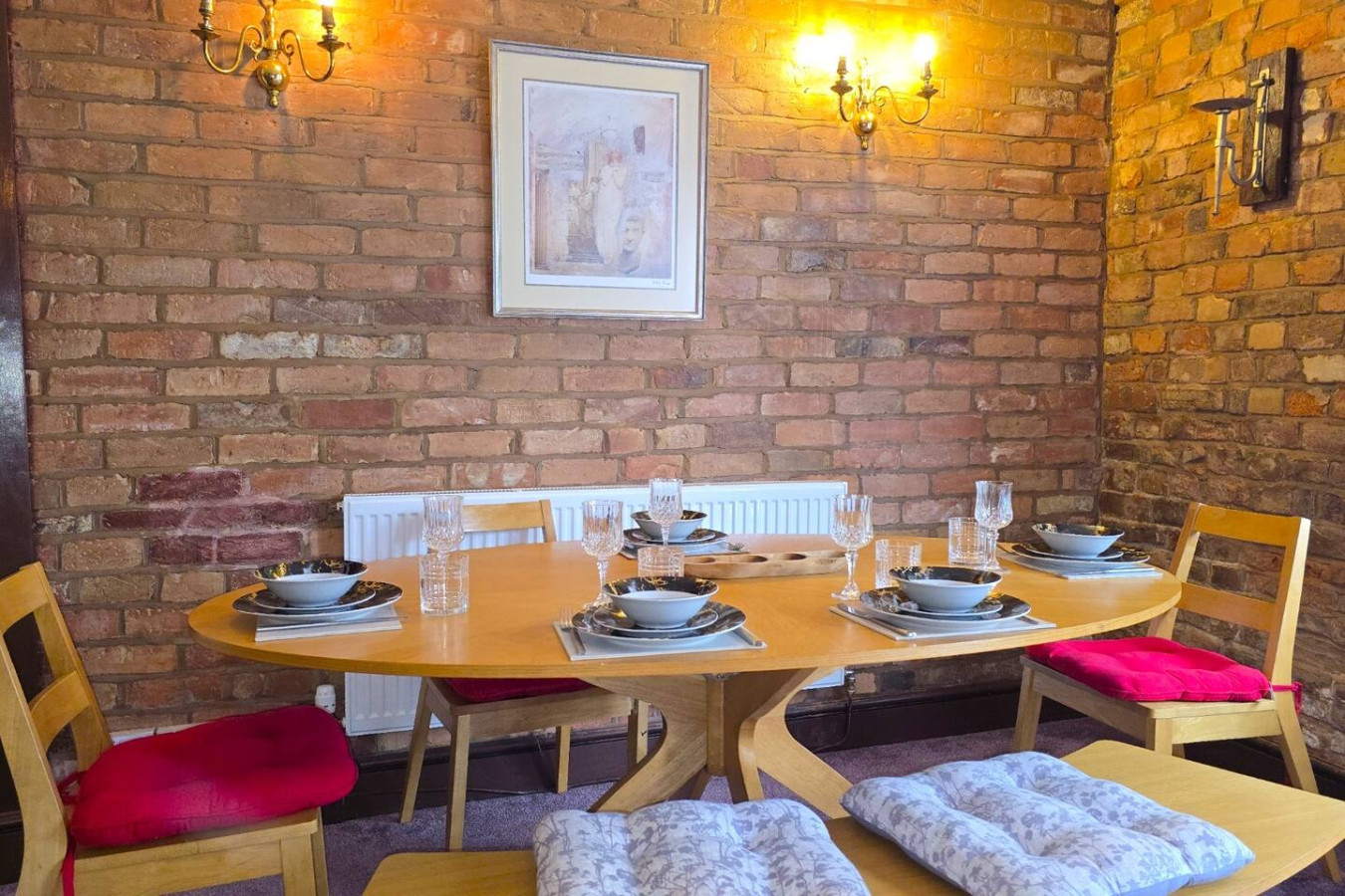 2-Bed Cottage Gloucester City - Gloucestershire