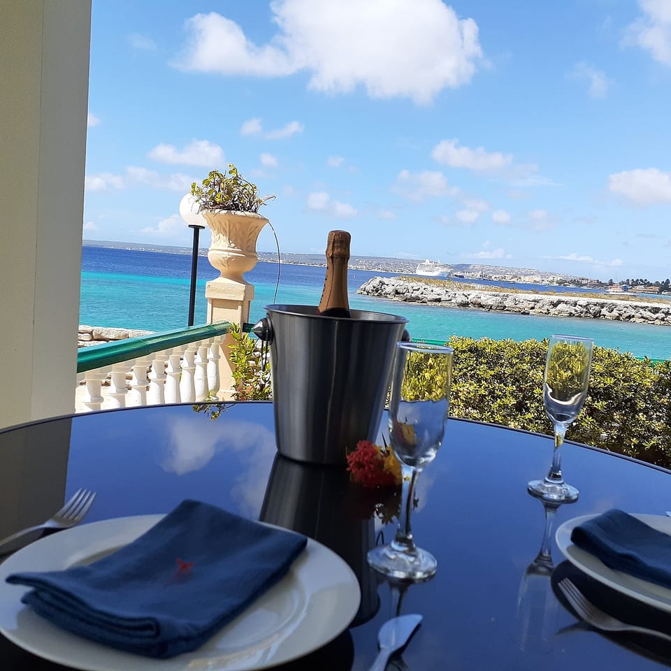Serene Dream - Oceanfront with a Gorgeous Views - Kralendijk