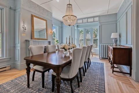 Historic Estate - Group Gatherings & Retreats