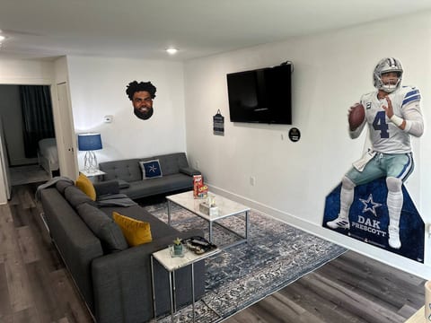 Touchdown 2Br | Full Kitchen | Coffee Bar
