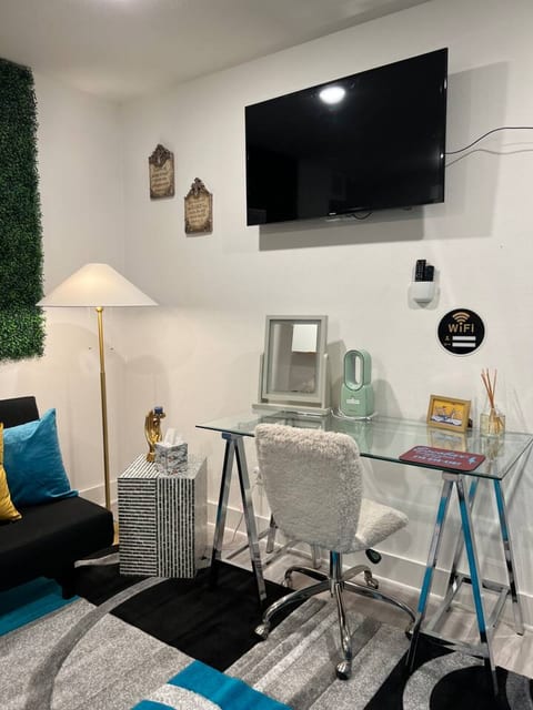 GlowStudio | Pet Friendly | Near State Fair