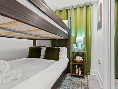 Nest Studio | 11 mins From Klyde Warren Park