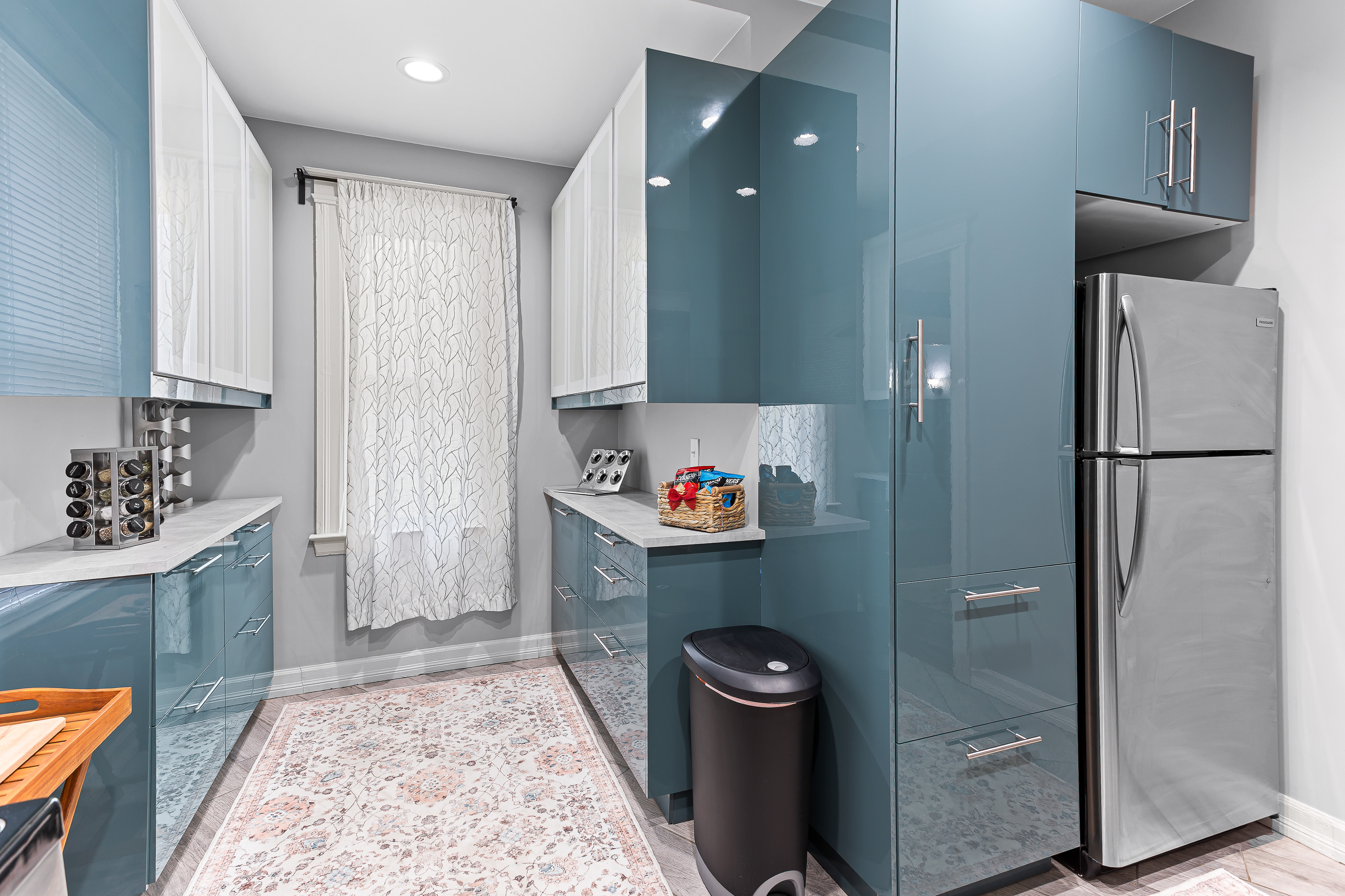 historic-lasalle-gardens-home-"the-juliet"/