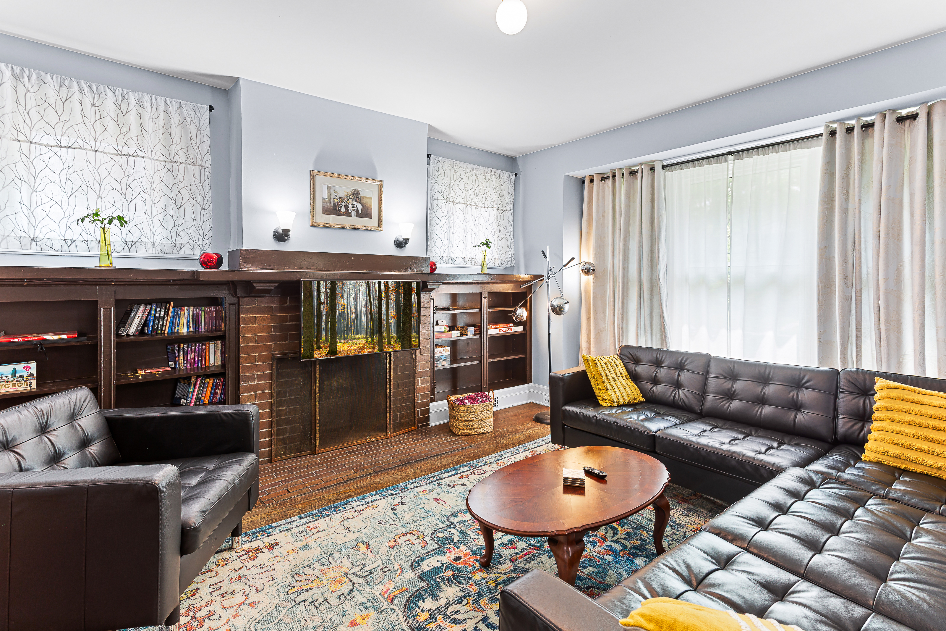 historic-lasalle-gardens-home-"the-juliet"/