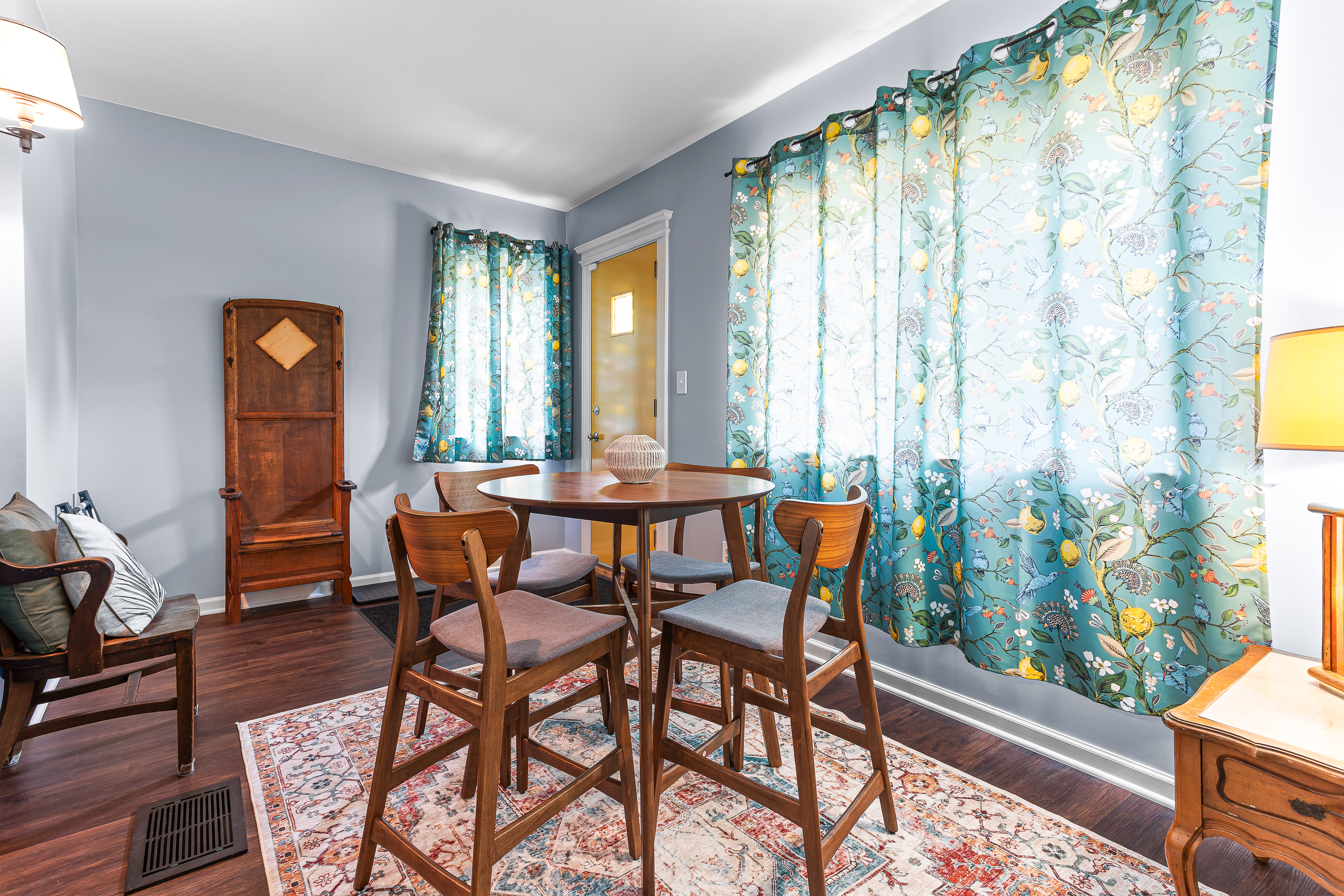 historic-lasalle-gardens-home-"the-juliet"/