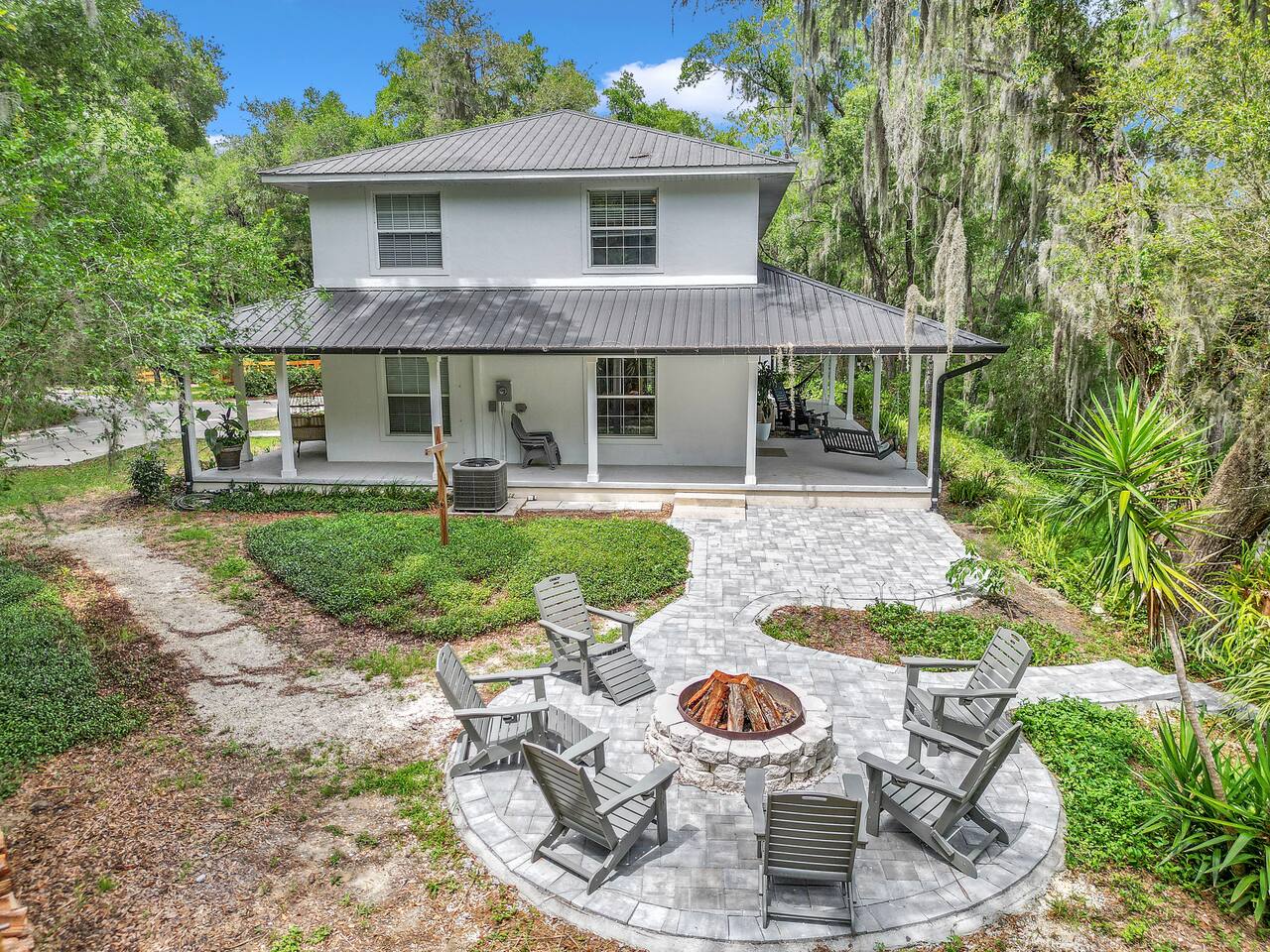 RiverSide Getaway with view /dock/fishing/kayak