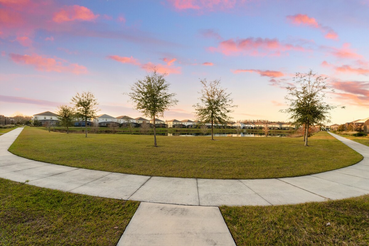 awesome-villa-w-great-amenities/