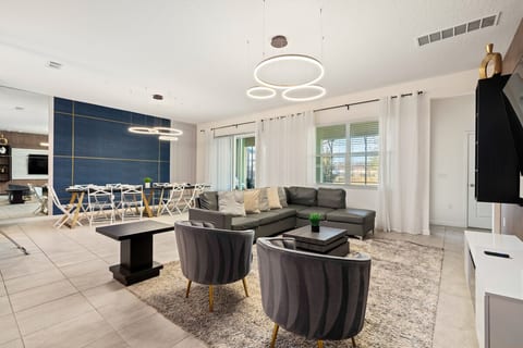 Awesome Villa w/ great amenities