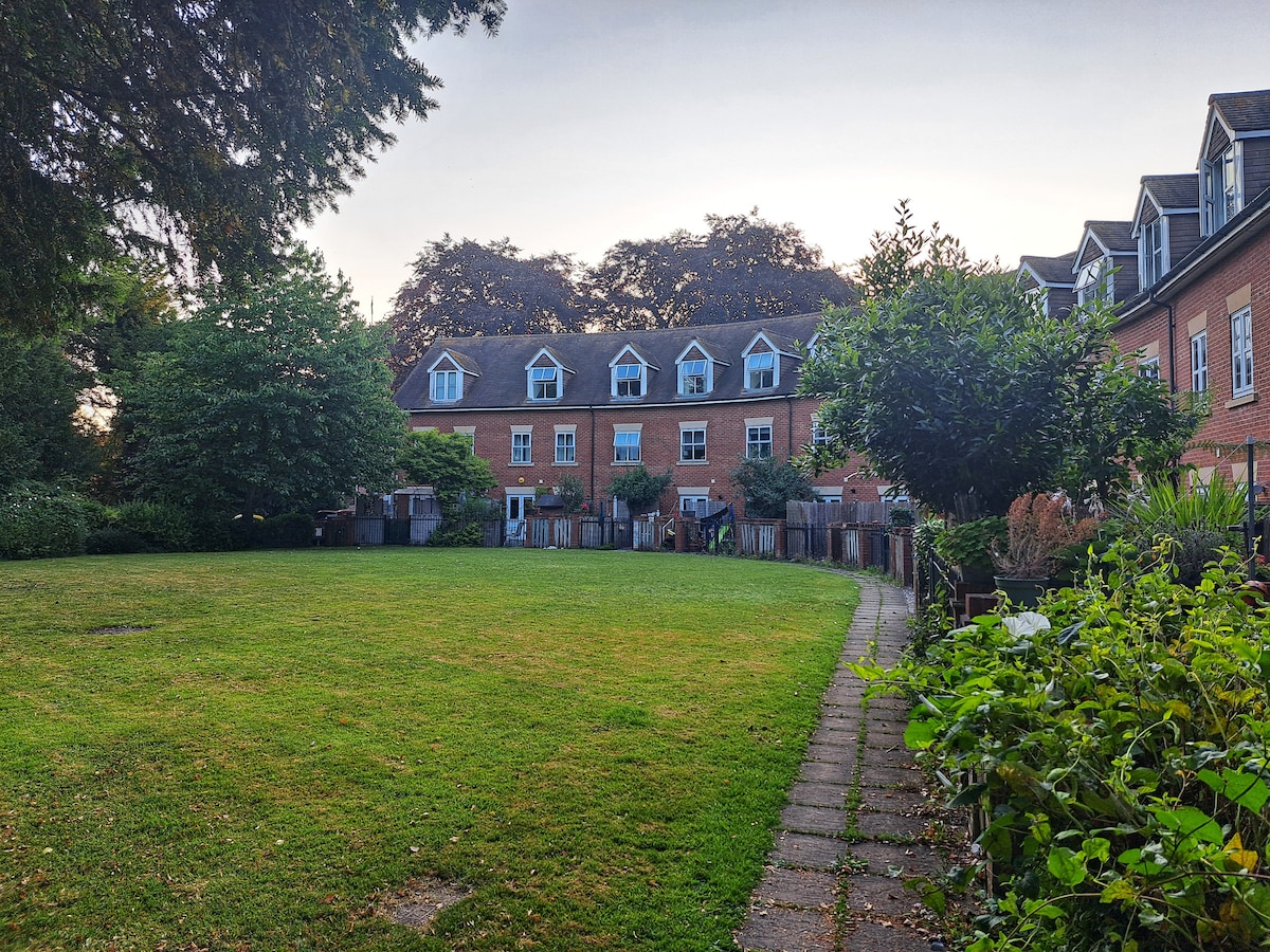 All Saints Crescent image 1