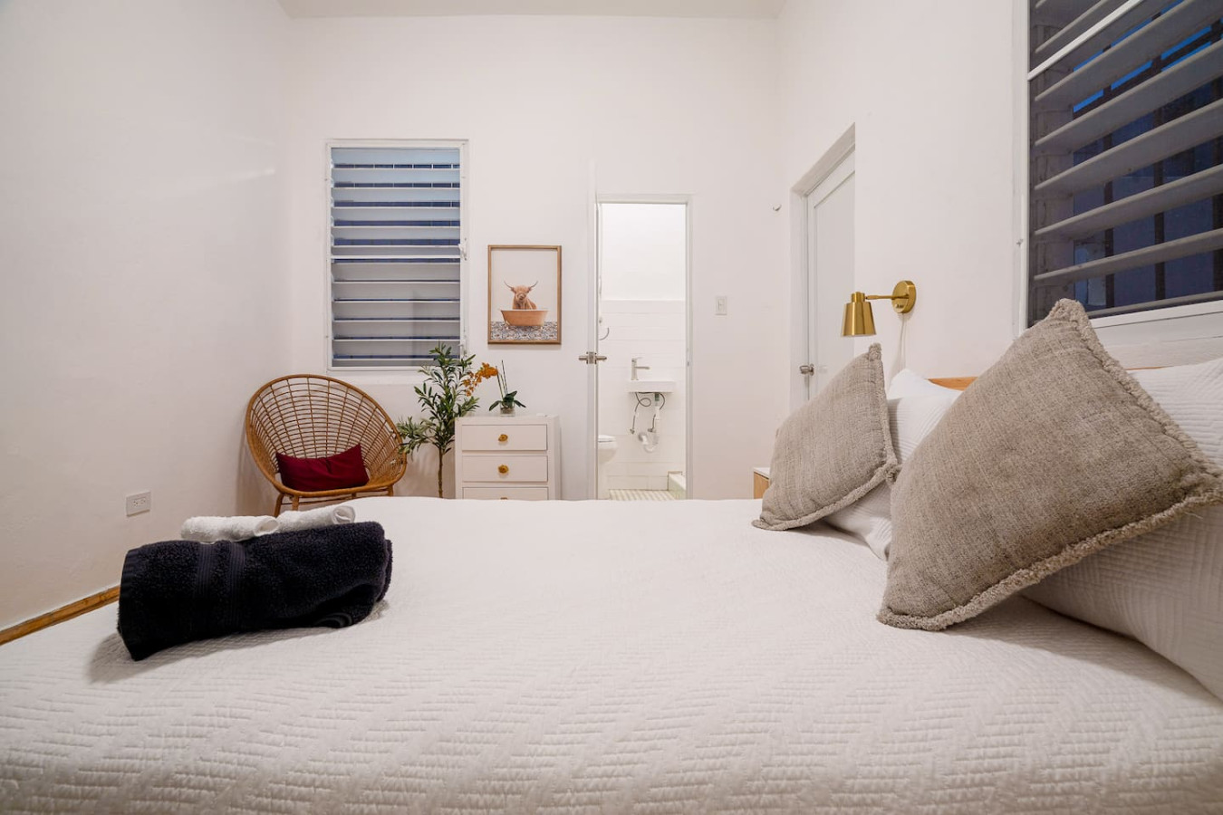 Luz Collection No.3 – Casa Horizonte | 3BR Loft - San Juan