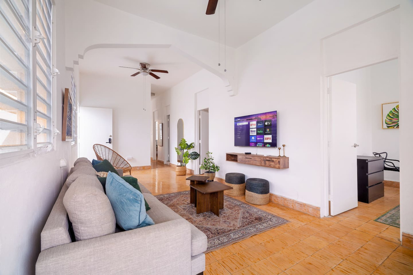 luz-collection-no.3-casa-horizonte-or-3br-loft/