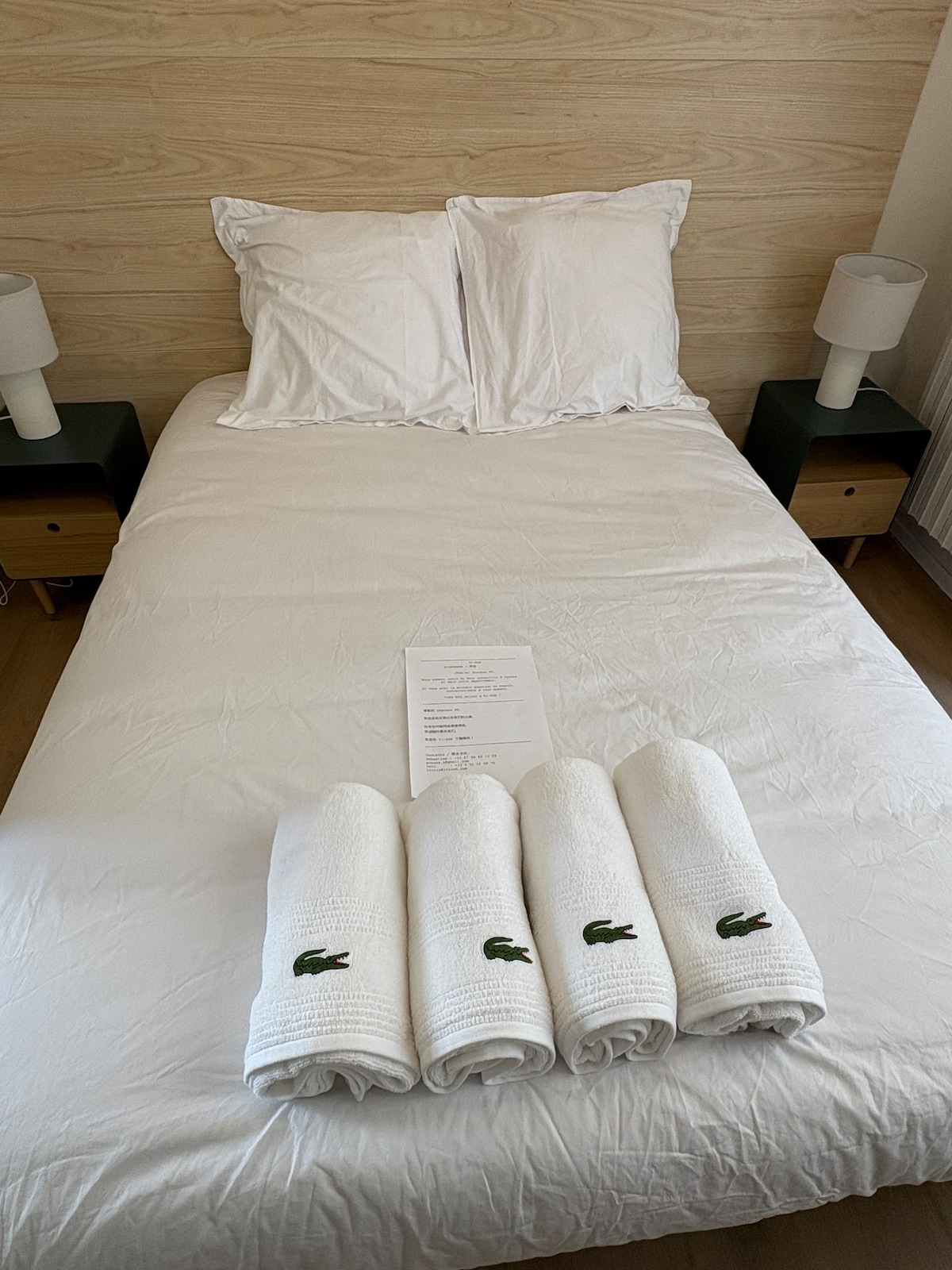 tibzh-:-vannes-downtown-private-entrance/