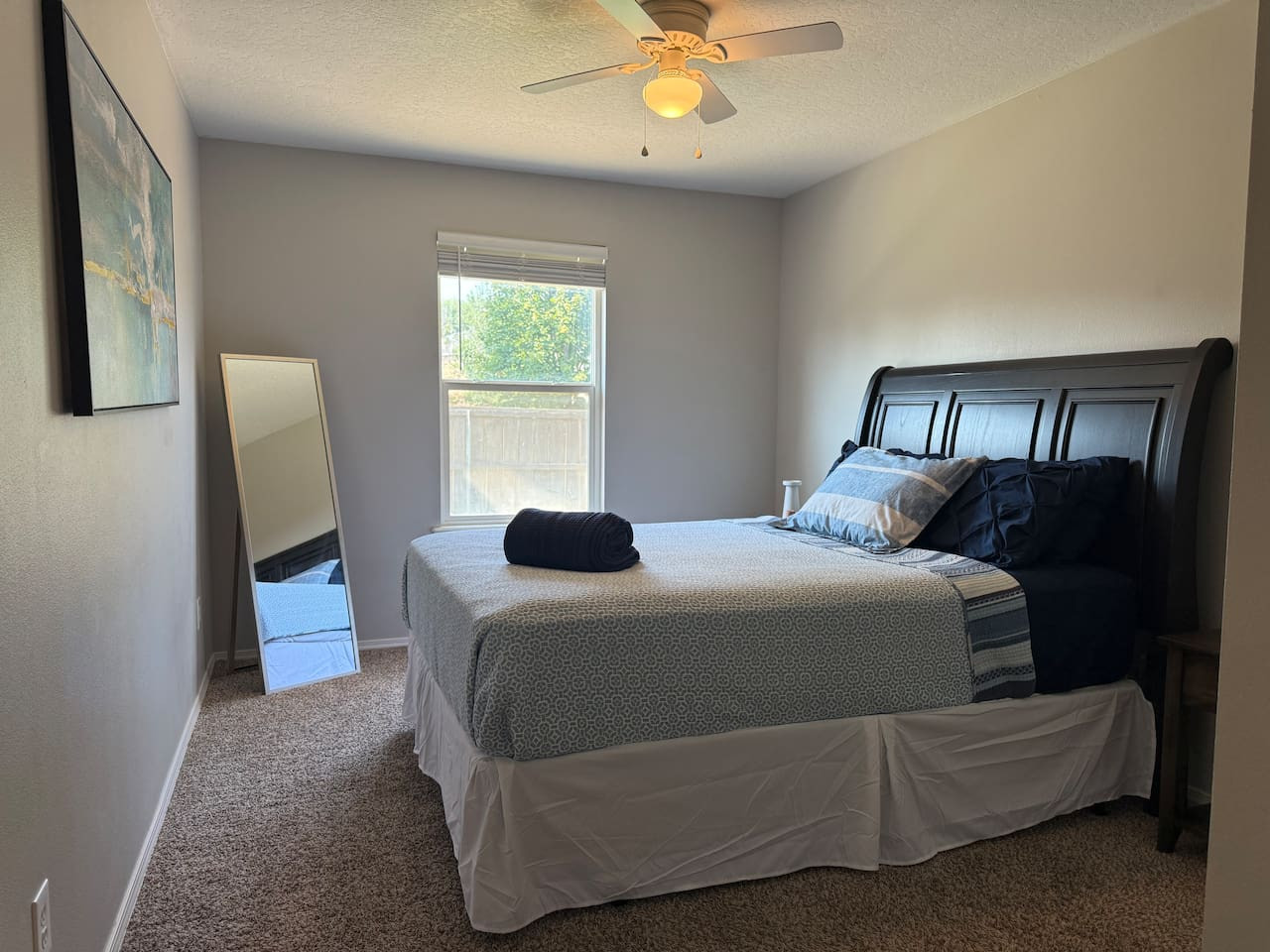 lovely-linda's-home-away-from-home-in-caldwell/