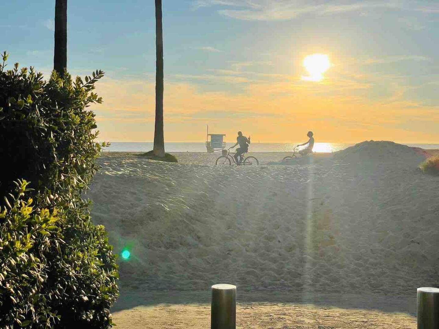 famous-venice-beach-getaway/