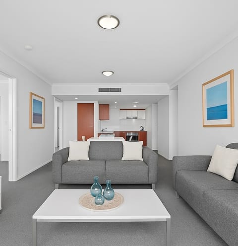 Open Plan Lounge, Dining and Kitchen