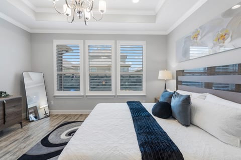 Open-Concept 4-BR Austin w/ Game Room, Karaoke & Sound System
