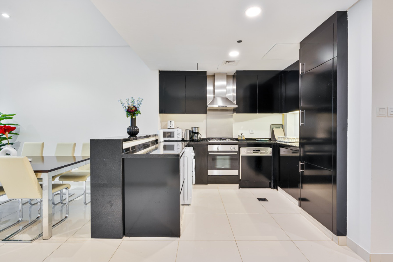 3-bedrooms-centrally-located-in-business-bay/