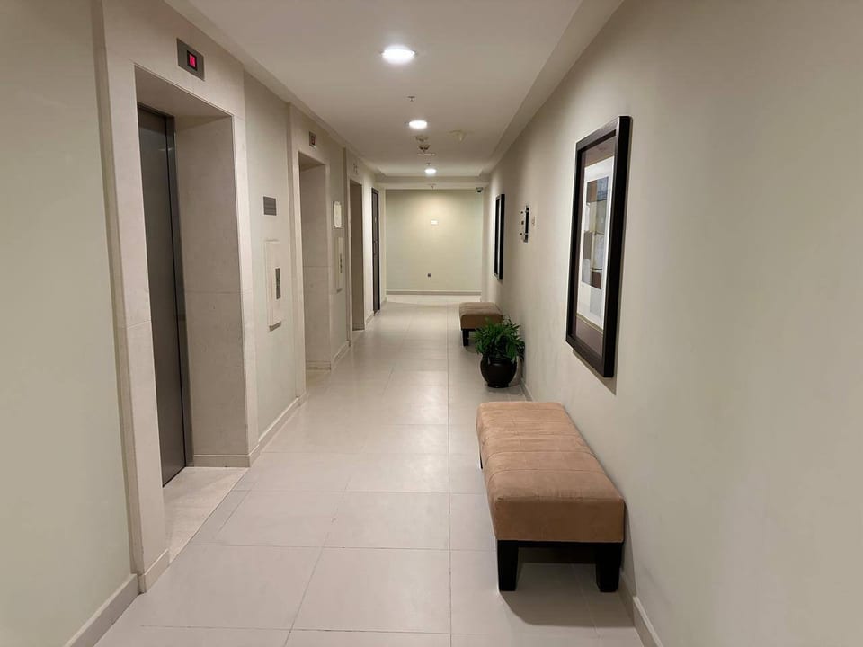 Luxury 2BR Full Burj Khalifa & Fountain Views - Tecom - Dubai - United Arab Emirates